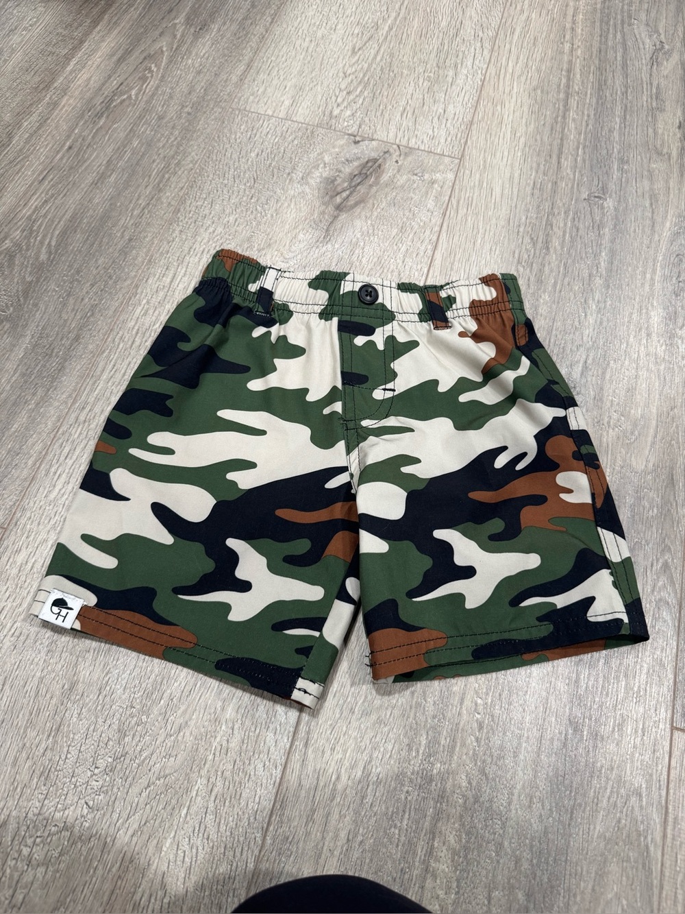 George Hats Camo Shorts - Picture 2 of 4